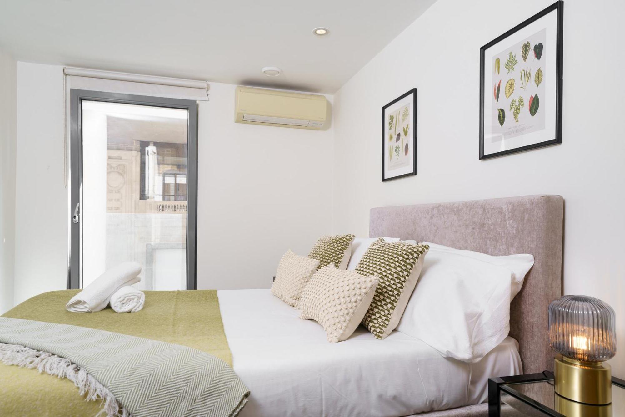 Modern 3 Bed 2 Bath Apartment Hyde Park London Exterior foto